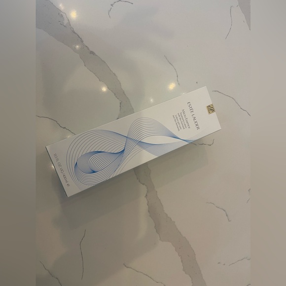 Estee Lauder Micro Essence Treatment Lotion Toner with Bio-Ferment 13.5 Fl. Oz - Picture 5 of 7